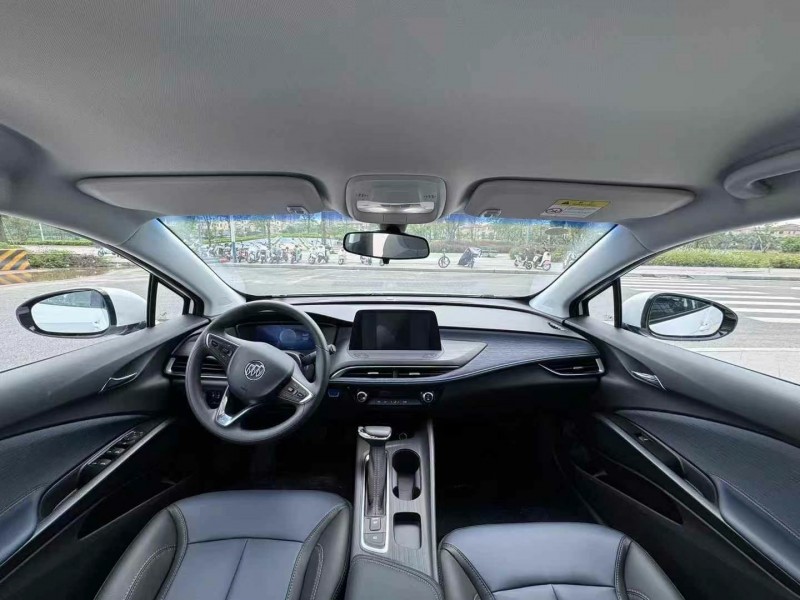 东莞24年别克微蓝6