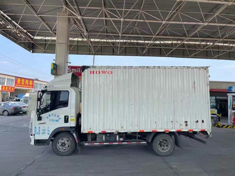 滄州23年卡車系列重汽豪沃10