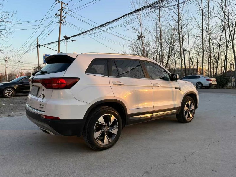 徐州18年長安汽車CS758
