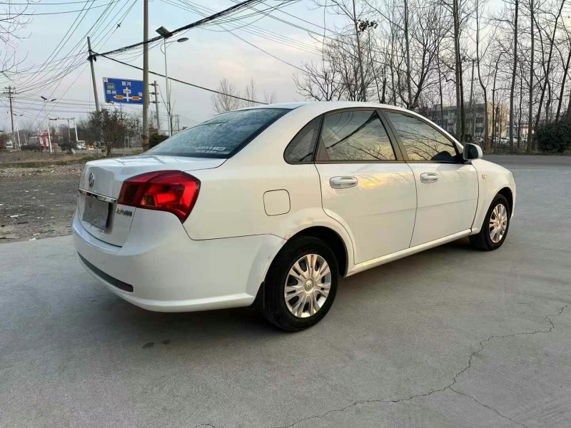 徐州17年别克凯越7