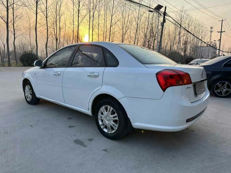 徐州17年别克凯越8