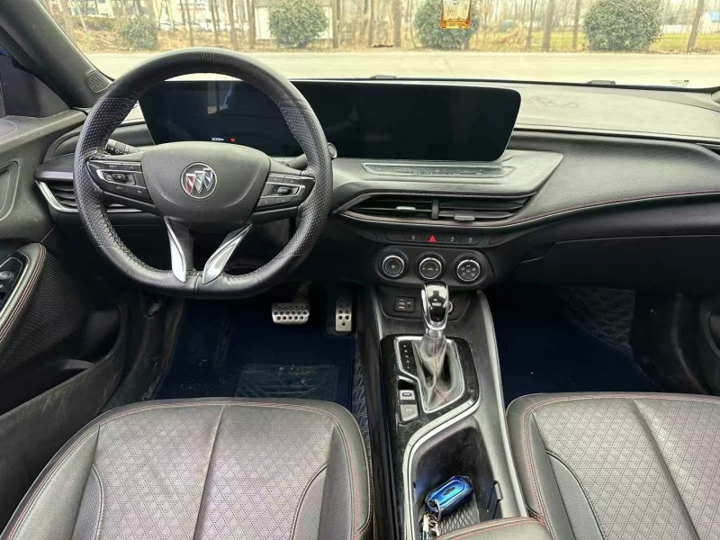 徐州22年别克威朗5