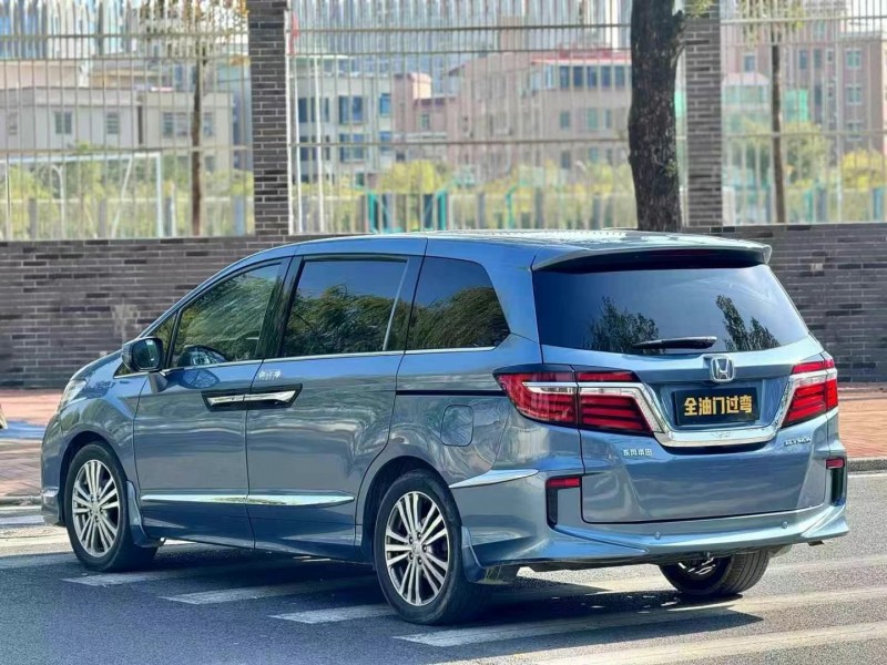 东莞16年本田艾力绅6