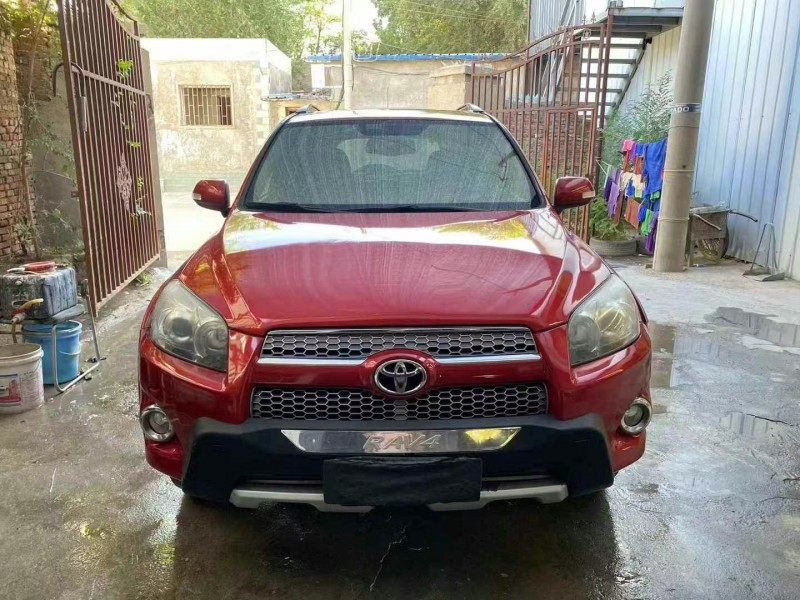 蘭州13年豐田RAV41