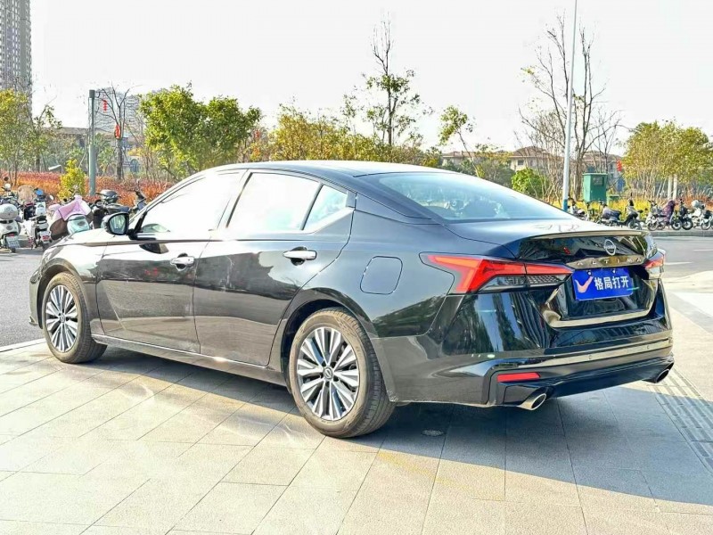 东莞24年日产天籁8