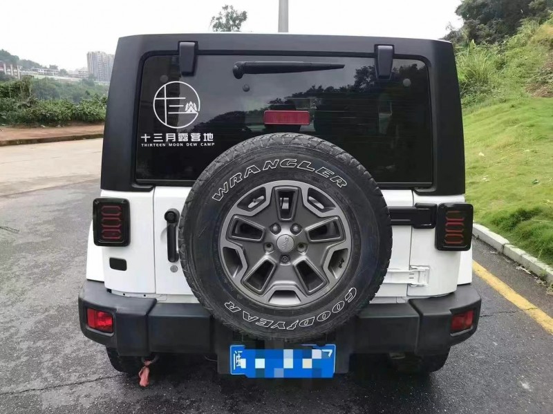 龍巖17年Jeep牧馬人8