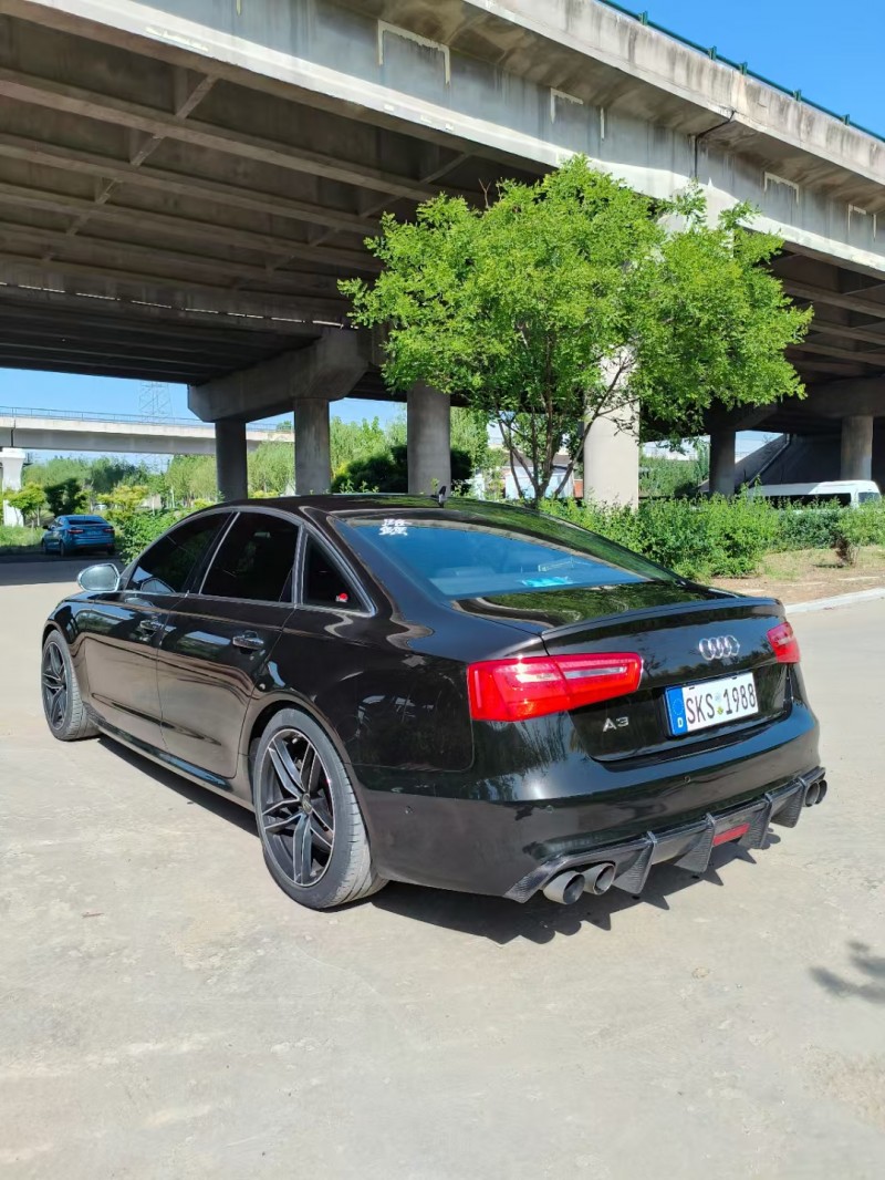 青岛15年奥迪S67