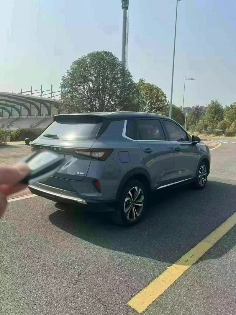 北海22年五菱汽車星辰8