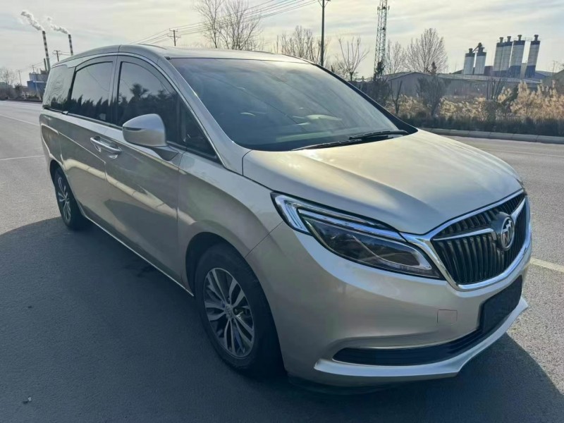 青岛19年别克GL82