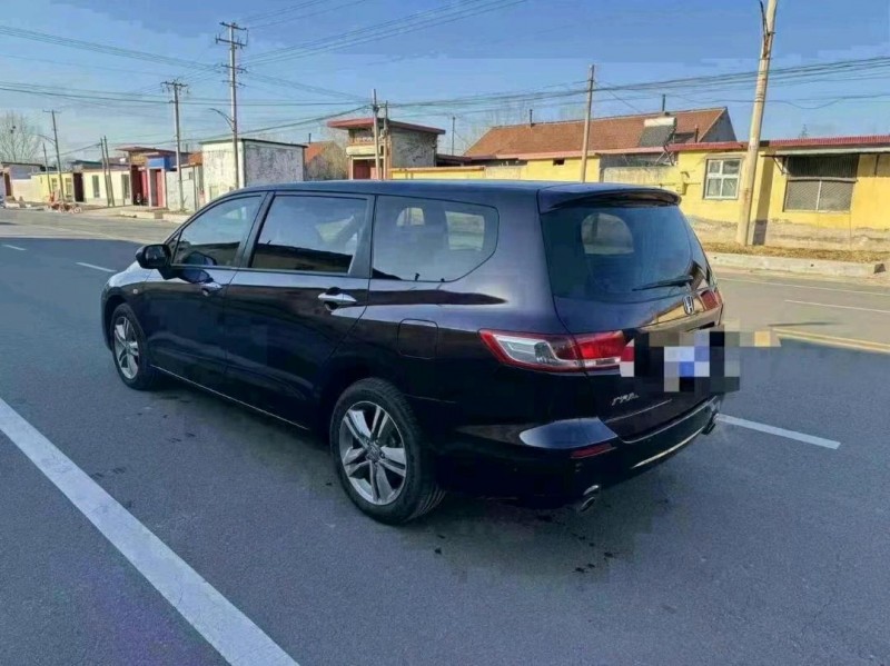 济宁12年本田奥德赛8