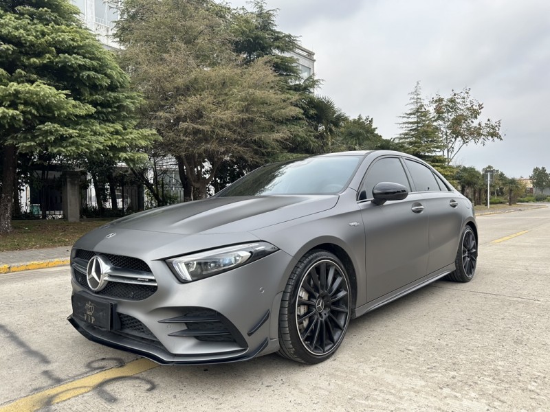 盐城22年奔驰AMG3
