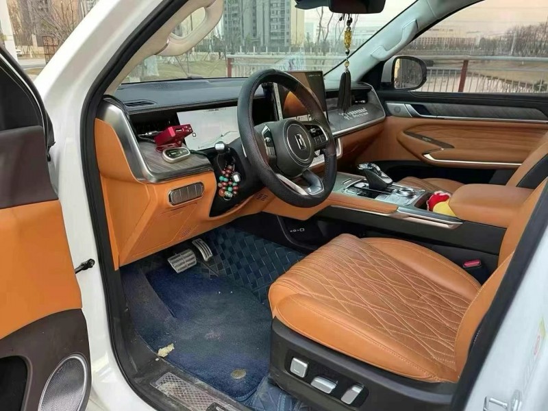武漢23年長城汽車坦克4