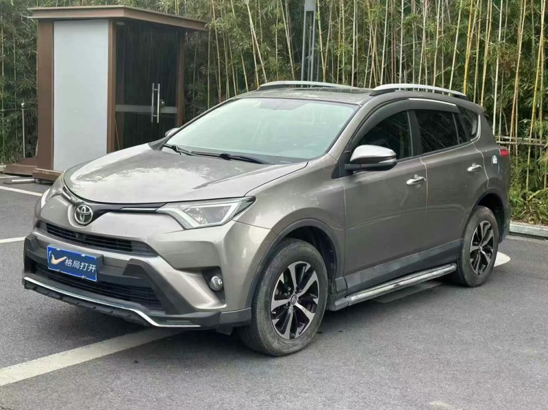 东莞17年丰田RAV4荣放2