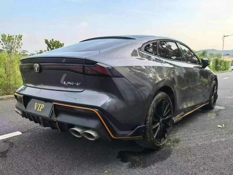 東莞24年長安汽車UNI7