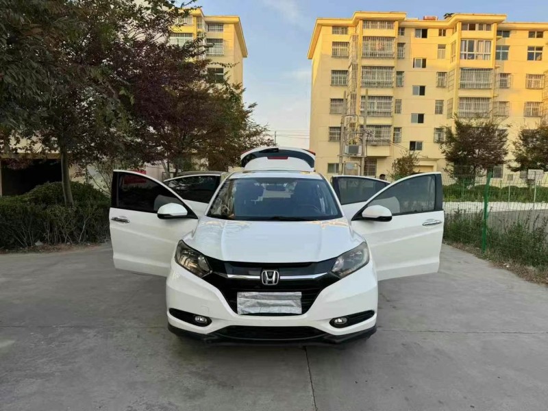 徐州18年本田缤智1