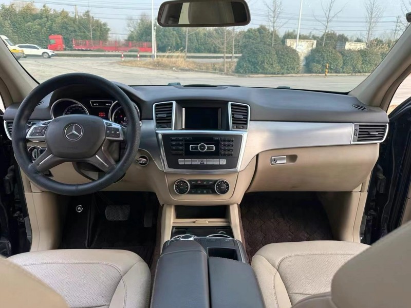 徐州14年奔驰ML5