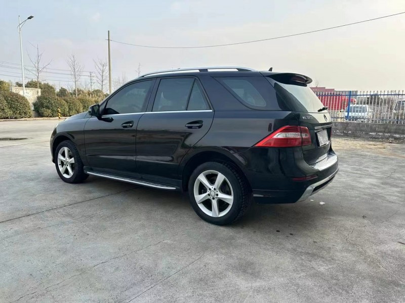 徐州14年奔驰ML8