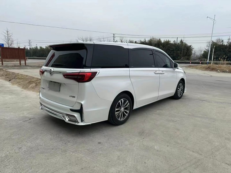 徐州21年别克GL87