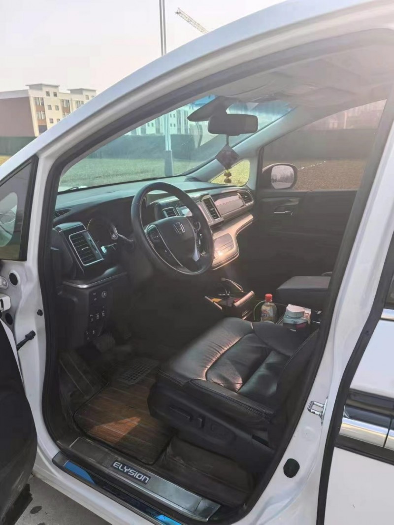 徐州19年本田艾力绅7