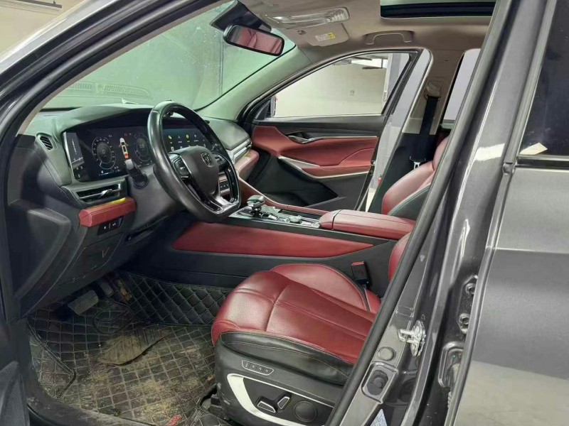 成都20年長安汽車CS757