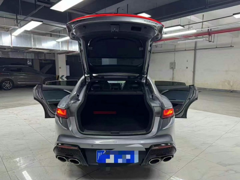 成都23年長安汽車UNI8