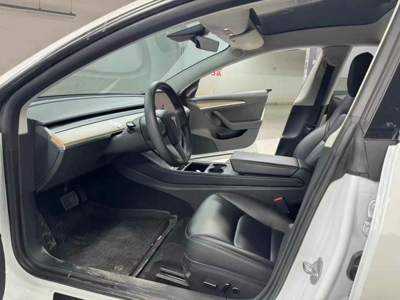 成都22年特斯拉MODEL 35