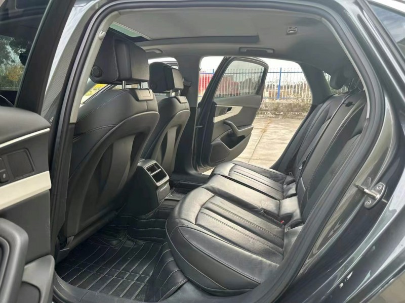 徐州23年奥迪A4L7