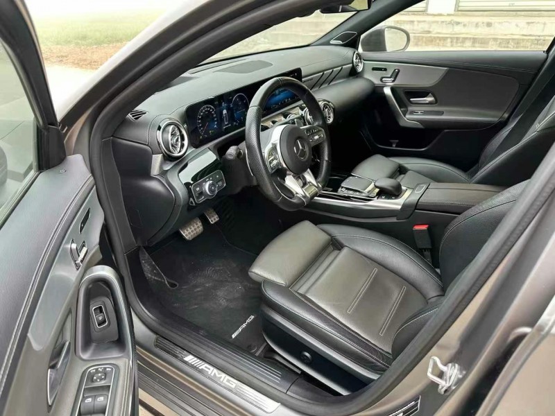 济宁21年奔驰AMG4