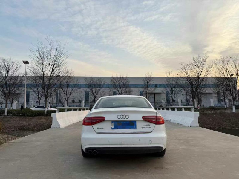 徐州15年奥迪A4L7