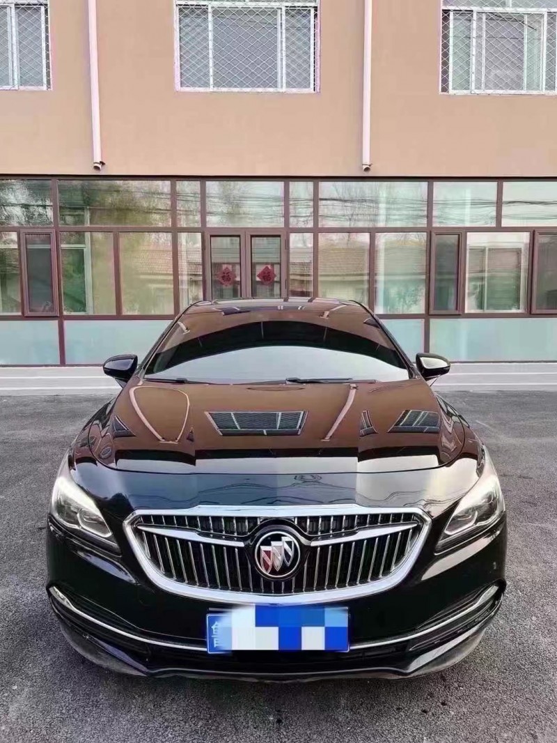 济宁19年别克君越1