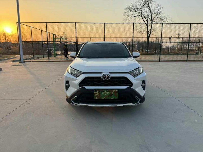 徐州21年丰田RAV4荣放1