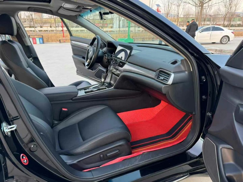 徐州23年本田雅阁5