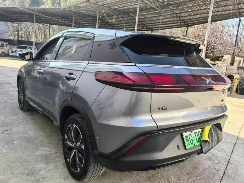 安順21年小鵬汽車G37