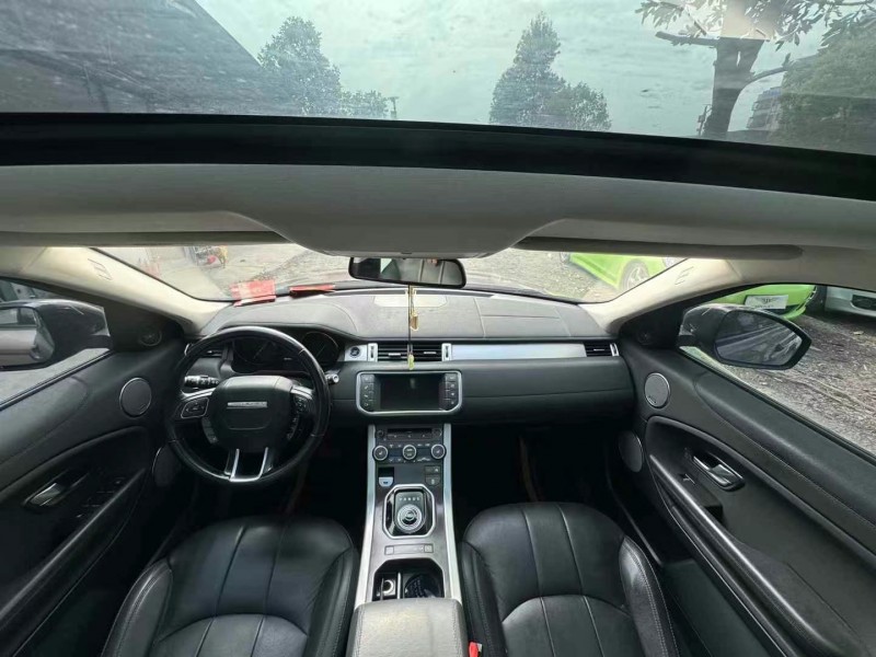 广州16年路虎极光9