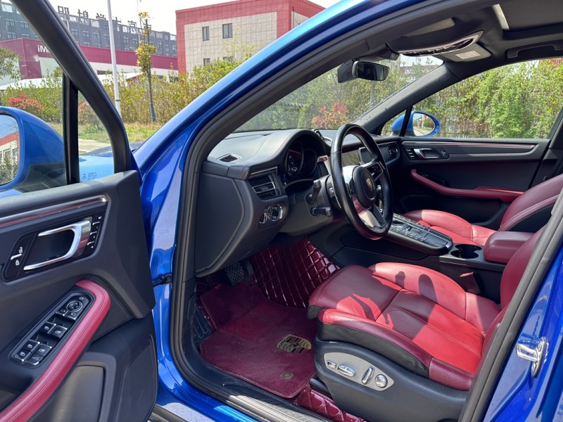 盐城20年保时捷Macan7