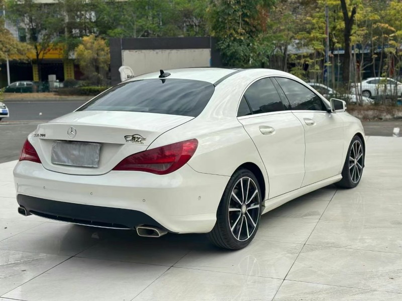 广州15年奔驰CLA7