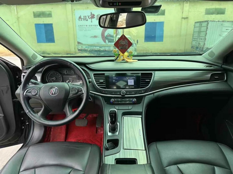 徐州21年别克君越8