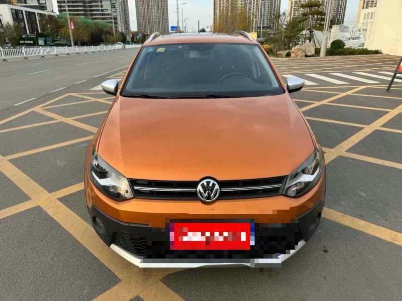 济宁19年大众polo1
