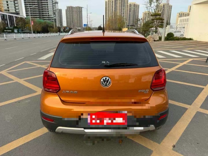 济宁19年大众polo9