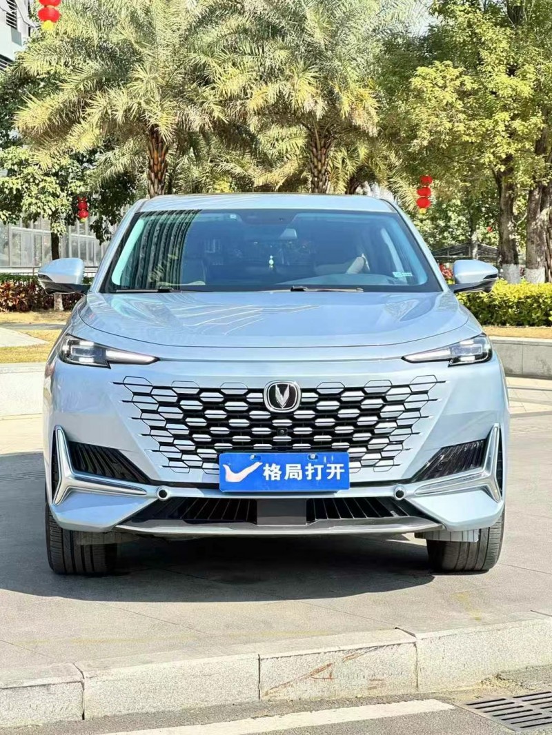 東莞23年長安汽車UNI1