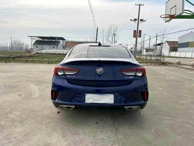 徐州21年别克君威6