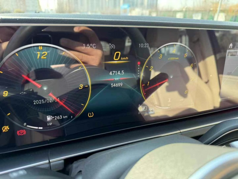 济宁19年奔驰GLE5