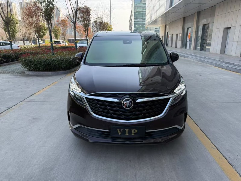 济宁21年别克GL81