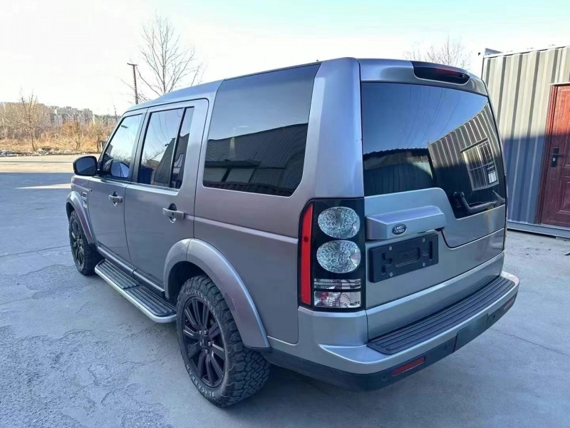 济宁15年路虎发现7