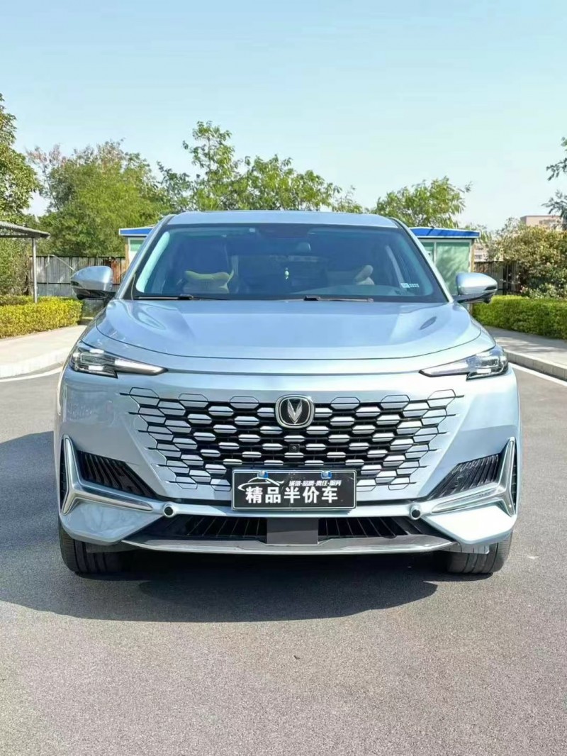 東莞23年長安汽車UNI1