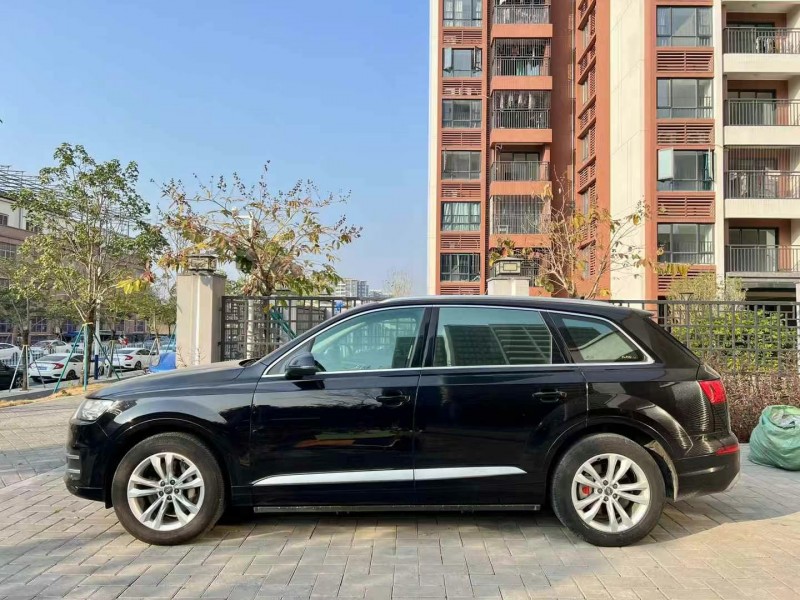 汕頭19年奧迪Q73