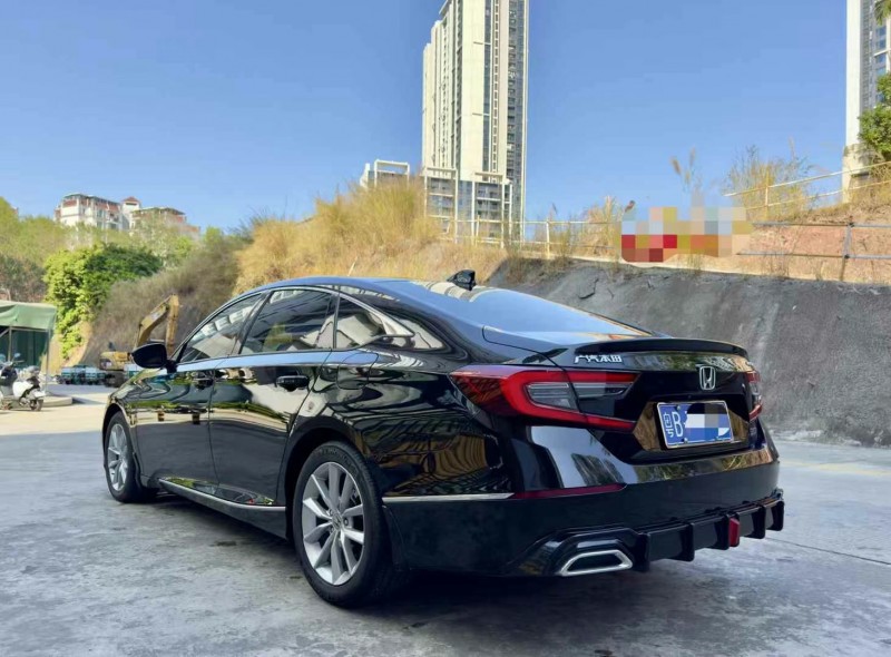 深圳23年本田雅阁7