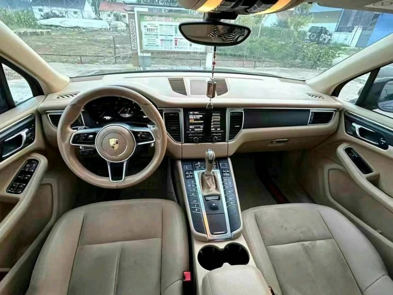 徐州15年保时捷Macan9