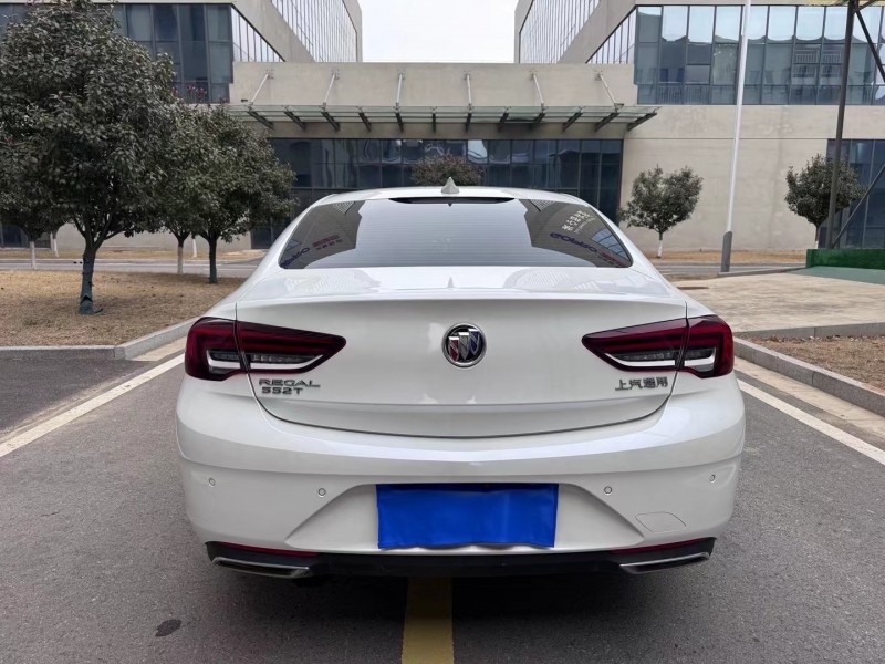 徐州22年别克君威9