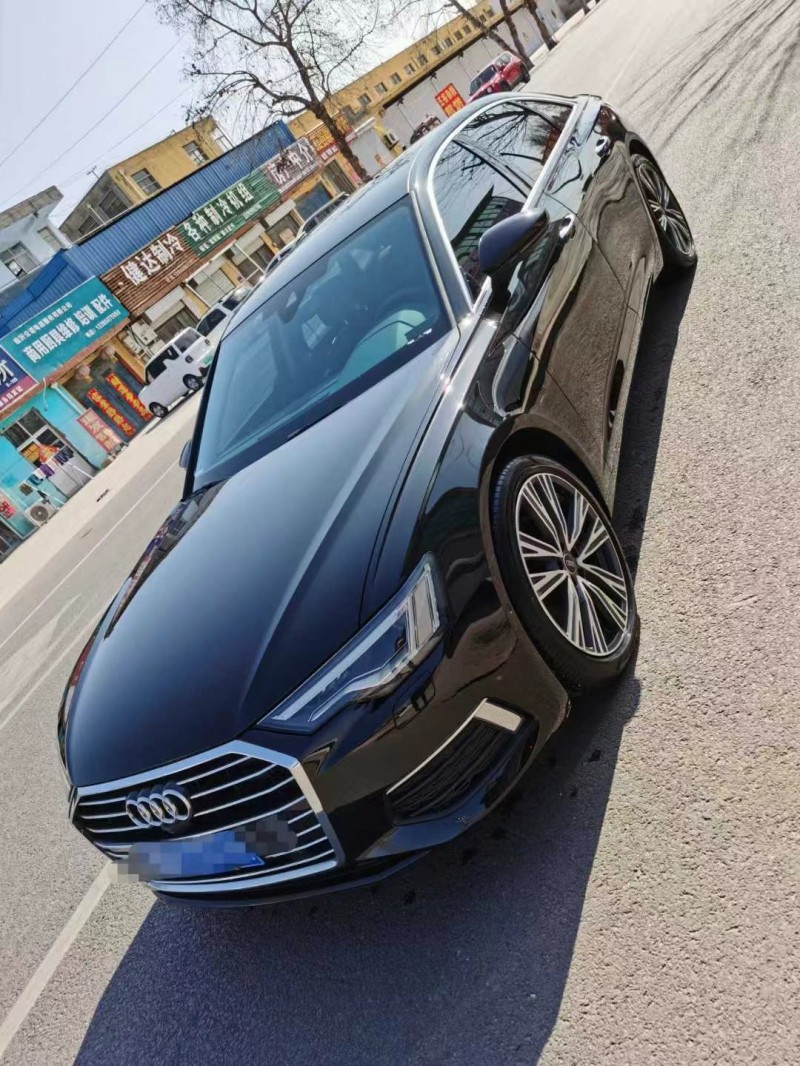 济宁22年奥迪A6L2